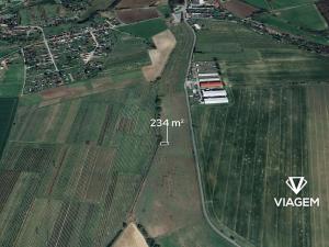 Prodej pole, Choltice, 234 m2
