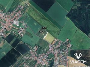 Prodej podílu pole, Kuchařovice, 420 m2