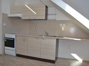 Pronájem bytu 2+kk, Liberec, Vaňurova, 70 m2