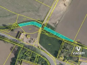 Prodej pole, Slatiny, 867 m2