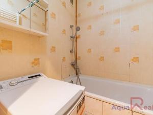 Prodej podílu bytu 2+1, Bukovany, 54 m2