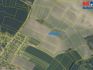 Prodej pole, Dolní Stakory, 4566 m2