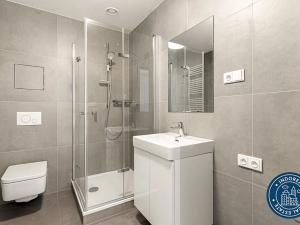 Pronájem bytu 2+kk, Praha - Vysočany, Fafkových, 54 m2