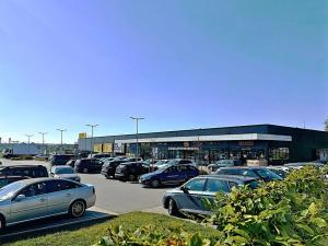 Pronájem obchodního prostoru, Slavkov u Brna, Křenovická, 32 m2