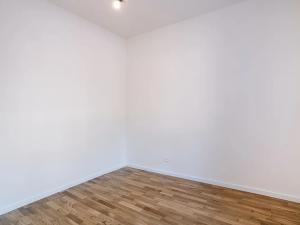 Prodej bytu 3+kk, Praha, Na Farkáně III, 80 m2