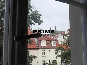 Pronájem bytu 3+1, Praha - Malá Strana, Hroznová, 73 m2