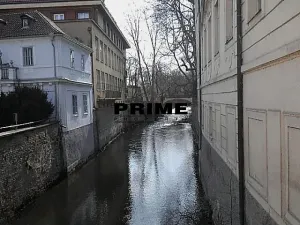 Pronájem bytu 3+1, Praha - Malá Strana, Hroznová, 73 m2