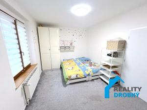 Pronájem bytu 3+kk, Děčín, Na Pěšině, 66 m2