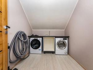 Prodej rodinného domu, Buš, 271 m2