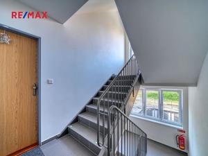 Prodej bytu 2+1, Lošany, 51 m2