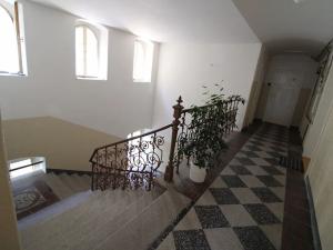 Pronájem bytu 2+1, Karlovy Vary, Pod Jelením skokem, 59 m2