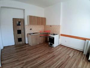 Pronájem bytu 1+1, Tábor, 9. května, 60 m2