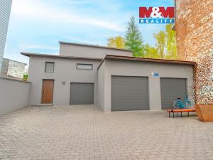 Prodej rodinného domu, Karlovy Vary - Dvory, Chebská, 203 m2