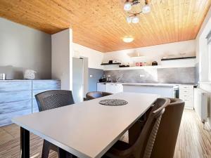 Prodej vícegeneračního domu, Mělník, Mladoboleslavská, 238 m2