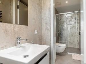 Pronájem atypického bytu, Praha - Smíchov, Holečkova, 143 m2