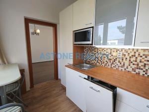 Pronájem bytu 3+1, Praha - Radotín, Kraslická, 84 m2