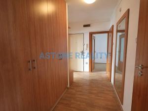 Pronájem bytu 3+1, Praha - Radotín, Kraslická, 84 m2