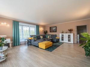 Prodej rodinného domu, Chýně, Ke Skále, 220 m2