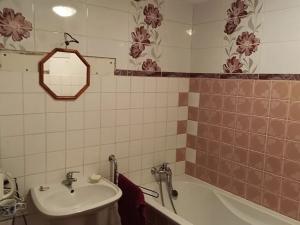 Prodej bytu 3+kk, Praha - Břevnov, Hošťálkova, 92 m2