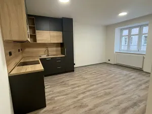 Pronájem bytu 2+kk, Děčín, Zámecká, 68 m2