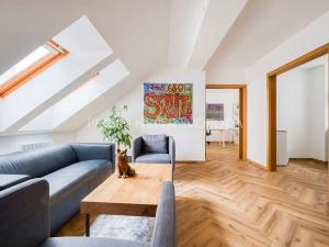 Pronájem kanceláře, Praha - Staré Město, Ovocný trh, 81 m2