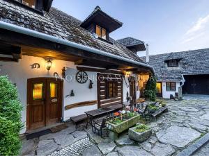 Prodej vícegeneračního domu, Dalečín, 536 m2