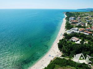 Prodej bytu 2+kk, Bjala, Bulharsko, 54 m2