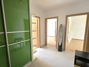 Pronájem bytu 3+1, Praha - Vršovice, Rostovská, 75 m2