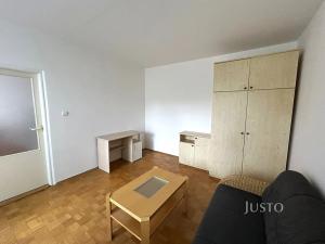 Pronájem bytu 1+1, Písek, Otavská, 35 m2