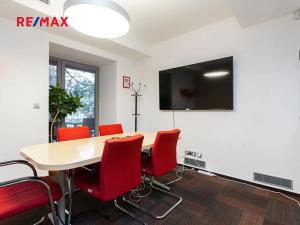 Pronájem kanceláře, Praha - Hodkovičky, Pod kopcem, 700 m2