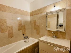 Pronájem bytu 2+kk, Zastávka, Havířská, 58 m2