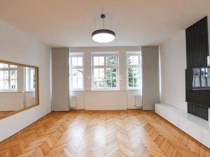 Pronájem bytu 3+1, Praha - Dejvice, 137 m2