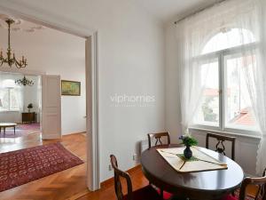 Pronájem bytu 3+1, Praha - Staré Město, Konviktská, 112 m2