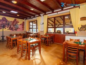 Prodej restaurace, Daskabát, 950 m2