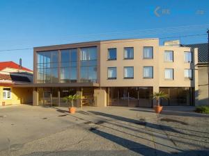 Prodej restaurace, Daskabát, 950 m2