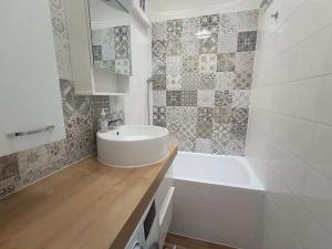 Pronájem bytu 1+1, Plzeň, Žlutická, 39 m2