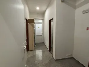 Prodej obchodního prostoru, Karlovy Vary, Sokolovská, 143 m2