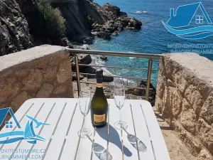 Prodej bytu 2+kk, Agios Amvrosios Keryneias, Kypr, 60 m2