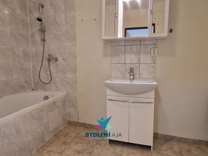 Pronájem bytu 2+kk, Teplice, Havlíčkova, 47 m2