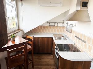 Pronájem bytu 1+1, Olomouc, Jeremenkova, 31 m2