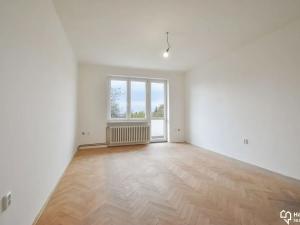 Prodej bytu 3+1, Dolany, 70 m2