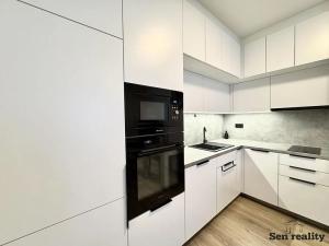 Pronájem bytu 2+kk, Kolín, Zengrova, 37 m2