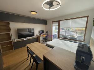 Pronájem bytu 1+kk, Praha - Modřany, Písková, 28 m2