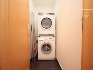 Pronájem bytu 4+kk, Praha - Nové Město, Senovážné náměstí, 130 m2