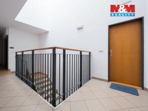 Pronájem bytu 1+kk, Praha - Libeň, Kašparovo náměstí, 29 m2