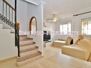 Prodej vily, Torrevieja, Španělsko, 90 m2