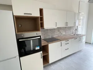 Pronájem bytu 2+kk, Praha - Žižkov, Fibichova, 53 m2