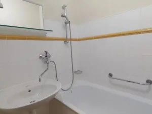 Prodej bytu 2+1, Hrádek, 1. máje, 46 m2