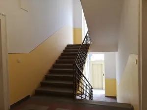 Pronájem bytu 2+1, Praha - Bubeneč, U zeměpisného ústavu, 46 m2