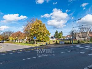 Prodej komerčního pozemku, Praha - Kbely, Toužimská, 985 m2